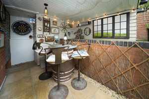 GARDEN- click for photo gallery